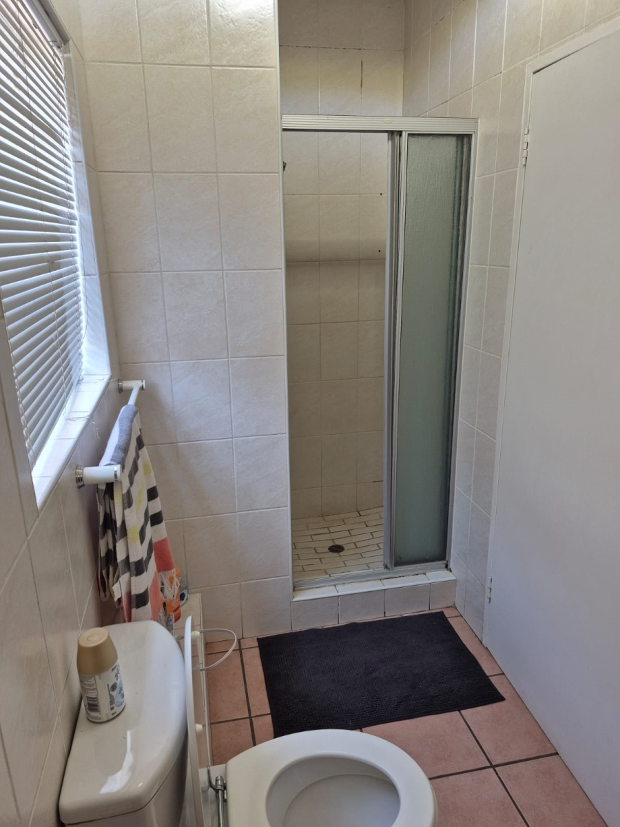 1 Bedroom Property for Sale in Kannoniers Park North West